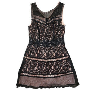 SHIFT Women’s Black Sleeveless Fishnet Lace MIDI Cocktail Dress Size Medium